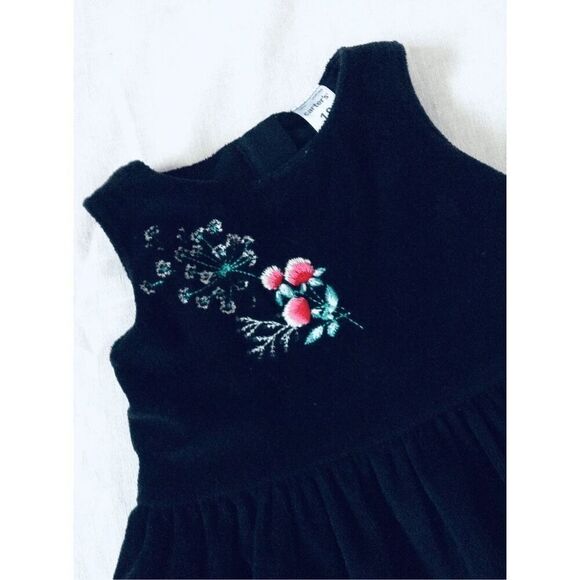 Carter's Baby Girls 12-18 Mos Embroidered Velour Dress BUY 2 GET 1 FREE - Picture 3 of 6